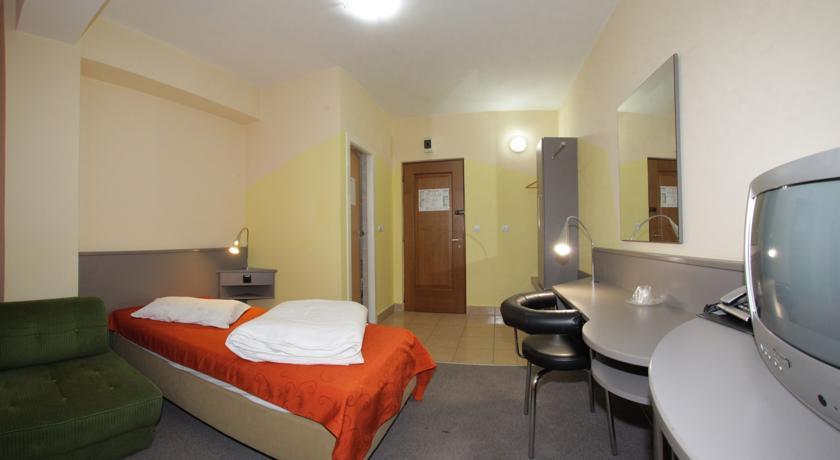 Hotel Seneca Baia Mare Exteriör bild